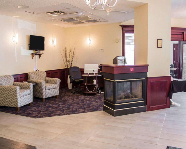 Public Area 2, Ramada by Wyndham Nisku Edmonton Airport, Division No. 11