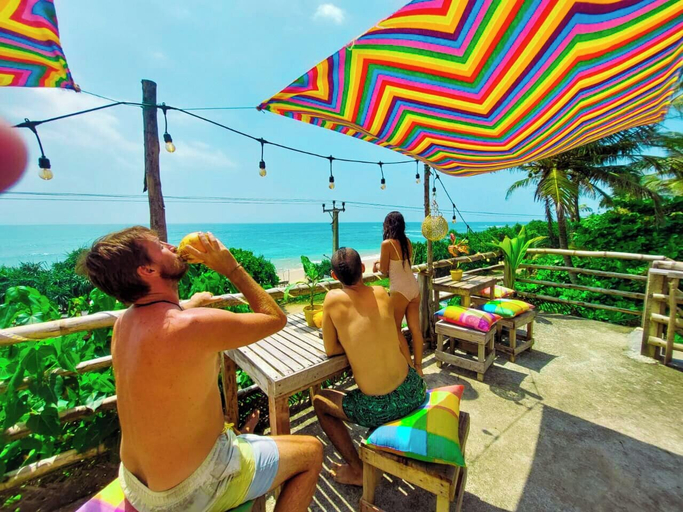 Others 3, Gaia Ocean Surf Yoga, Habaraduwa