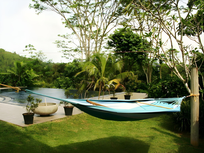 Others 3, Omatta Villa , Mathugama