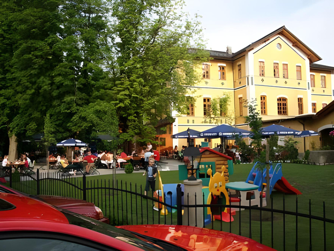 Others 3, Hotel & Restaurant Waldschloss, Passau