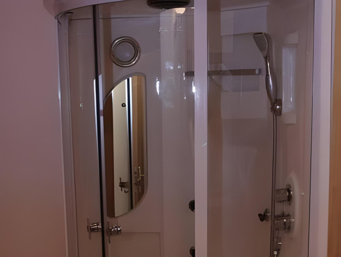 Bathroom 2, Camere de inchiriat Cascada, Busteni