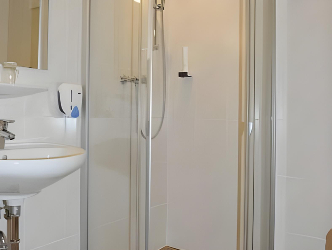 Bathroom 3, Sylpaulerhof Aparthotel, Tamsweg