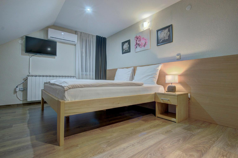 Bedroom 2, Tihe Noci Motel, Istočno Sarajevo