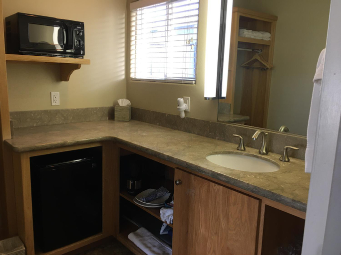 Bathroom 5