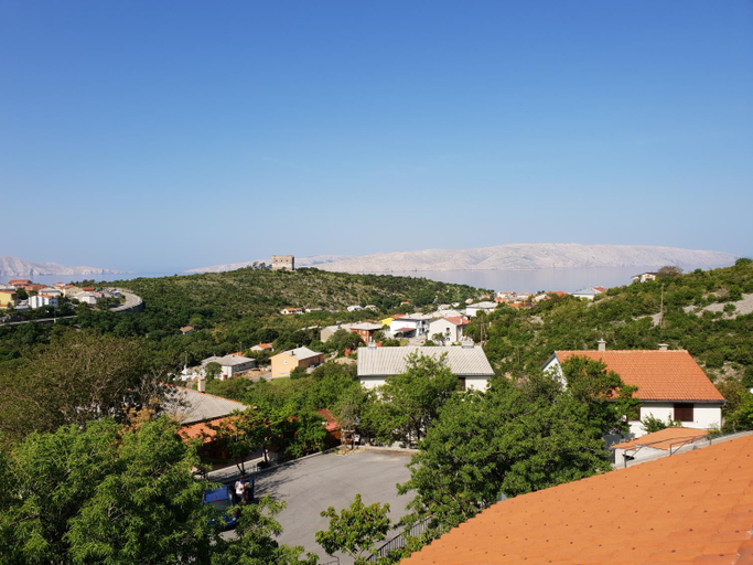 Others 3, Spacious & Quiet Apartments Kuk Parking, Panoramic View & Terrace, Senj