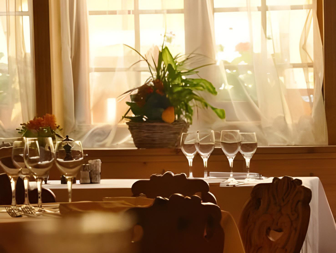 Food & Drinks 3, Hotel Suisse, Swiss Alpine Charm, Bernina