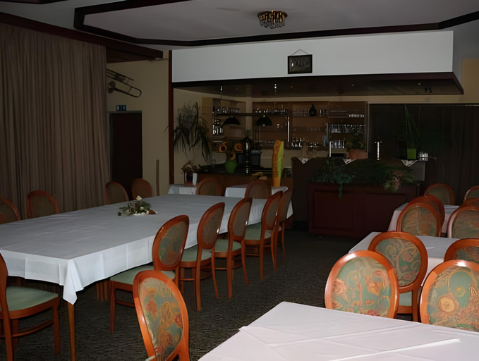Food & Drinks 4, Hotel zum Nordpol, Steinburg