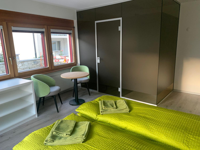 Others 5, B&B Kalbermatter, Leuk