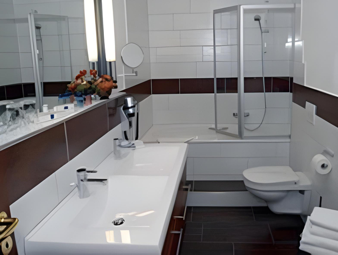 Bathroom 5, Mercator-Hotel, Heinsberg