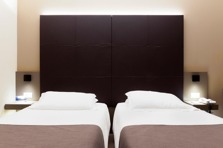 Bedroom 12