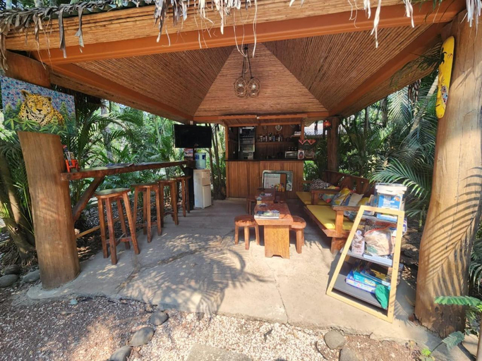 Food & Drinks, Villas Pura Vibra, Santa Cruz