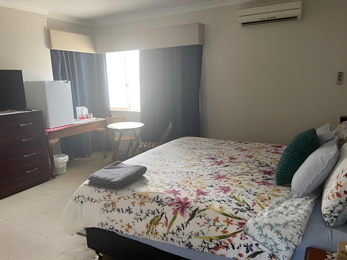Bedroom, Joondalup guest Home, Joondalup
