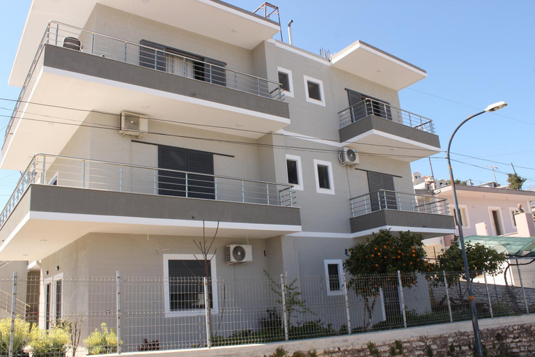 Others 3, Leva's Apartments, Sarandës