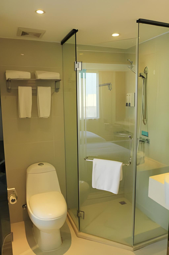 Bathroom, City Comfort Inn Laibin Liulai, Laibin