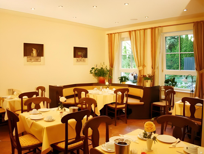 Food & Drinks 5, Bed & Breakfast Erber, München