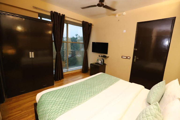 Bedroom 13