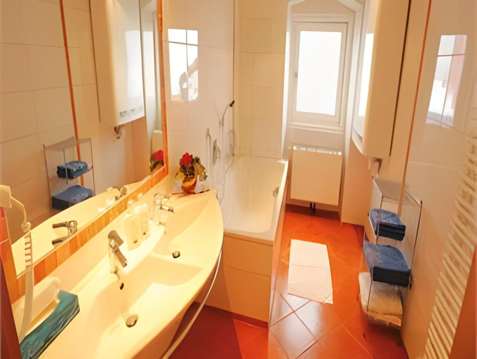 Bathroom 4, Dilly - Das Nationalpark Resort, Kirchdorf an der Krems