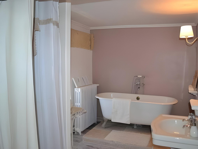 Bathroom 3, Le Petit Domaine de Colayrac, Lot-et-Garonne