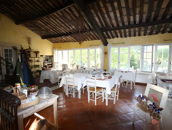 Food & Drinks, Le Mas Du Pont Roman, Alpes-de-Haute-Provence