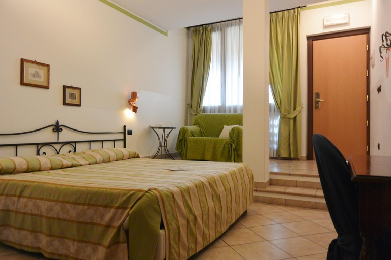 Bedroom 9