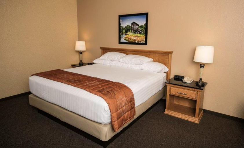 Bedroom, Marv Herzog Hotel, Saginaw