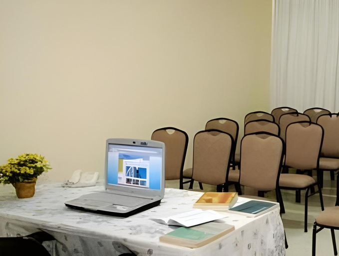 Business Facilities 25