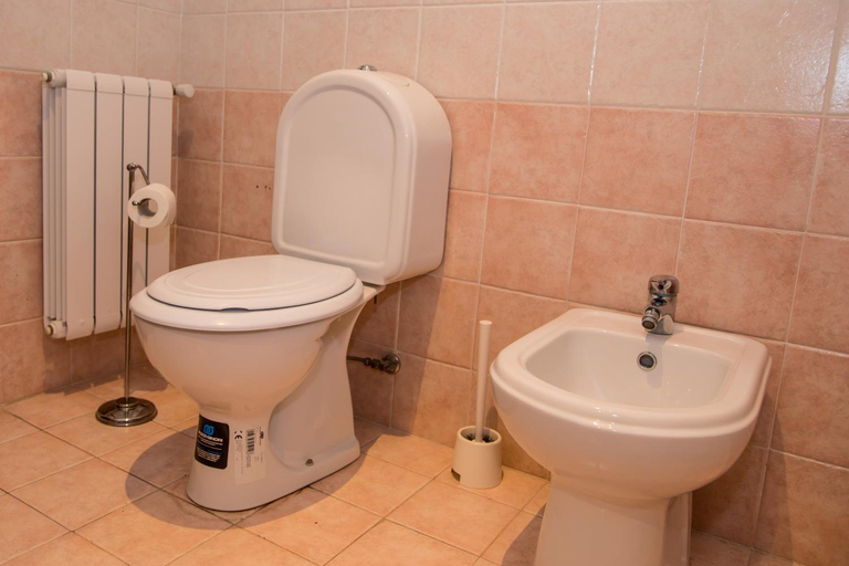 Bathroom 4, Gli Ulivi dell'Etna, Catania