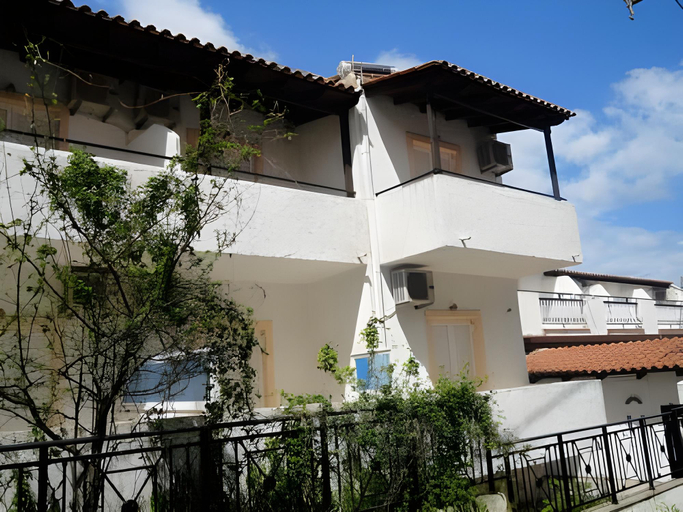 Others 3, Galini Studios, Ionian Islands