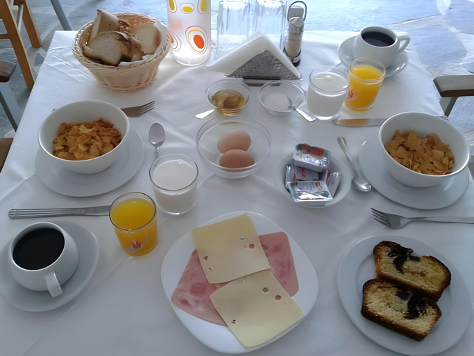 Food & Drinks 5, Gikas Apartments, Central Greece