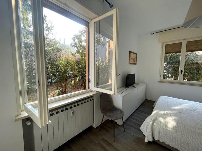 House Il Glicine, Genova