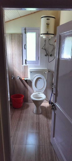 Bathroom 2, Goroomgo Sukh Dham Homestay Shimla, Shimla