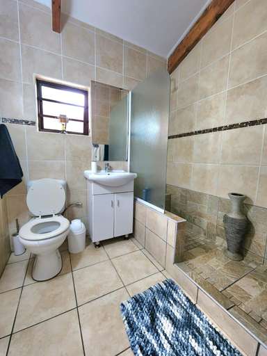 Others 3, Seaview Villa 26, Ugu