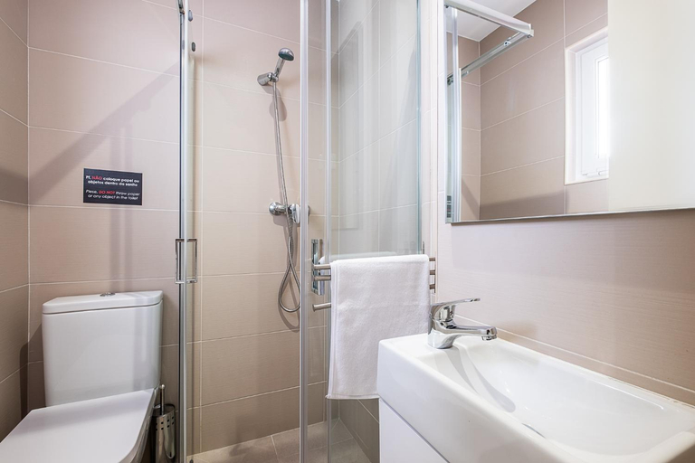 Bathroom 2, Atlantic Breeze Apartments by Atlantic Places, Albufeira