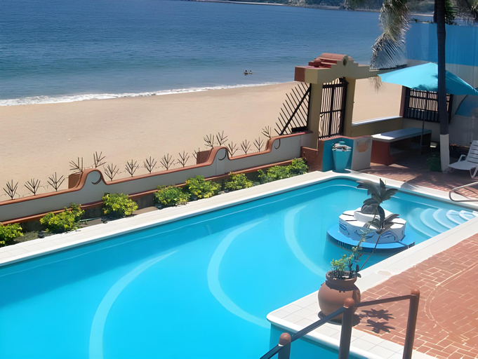 Sport & Beauty 3, La Paloma Oceanfront Retreat, Cihuatlán