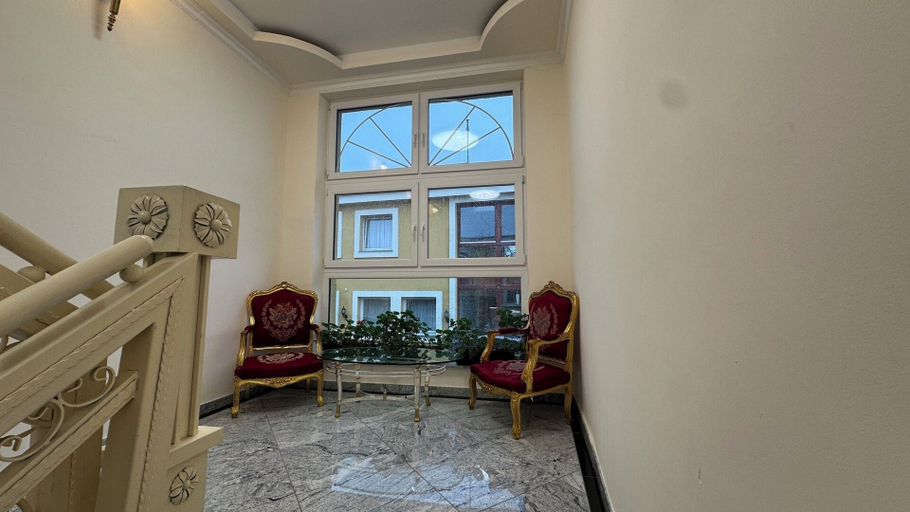 Others 5, Mher Edaryan, Nürnberg