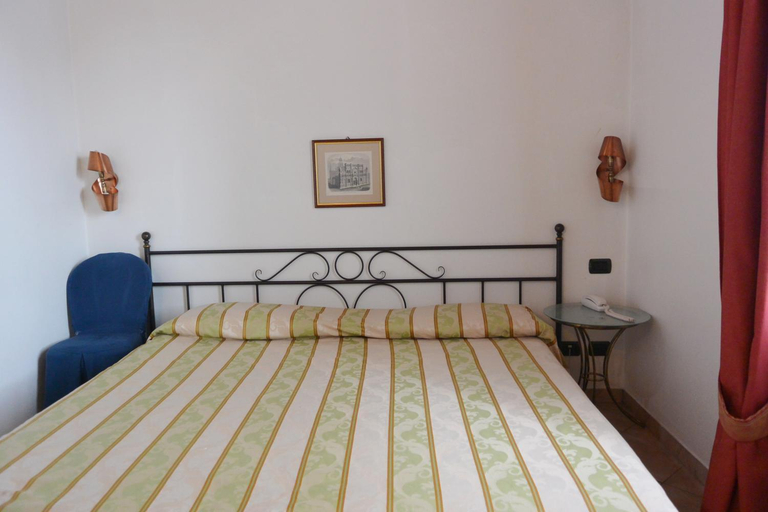 Bedroom 12