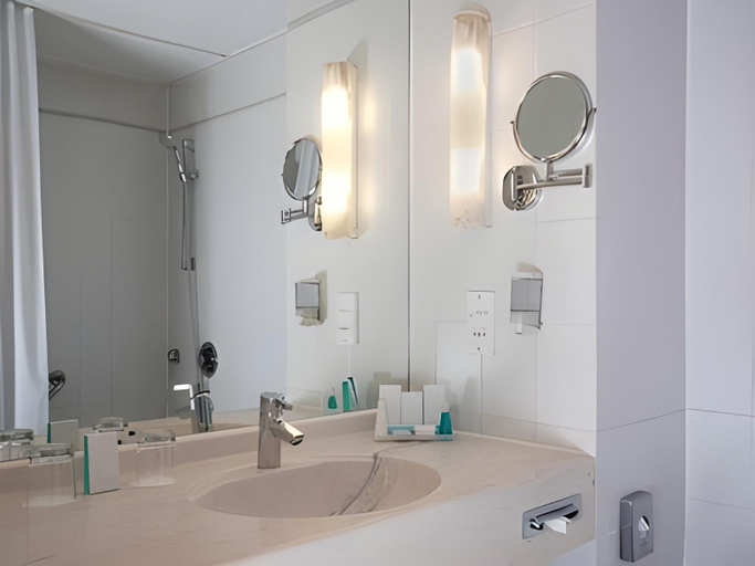Bathroom 4, Hotel Metropol, Sankt Pölten