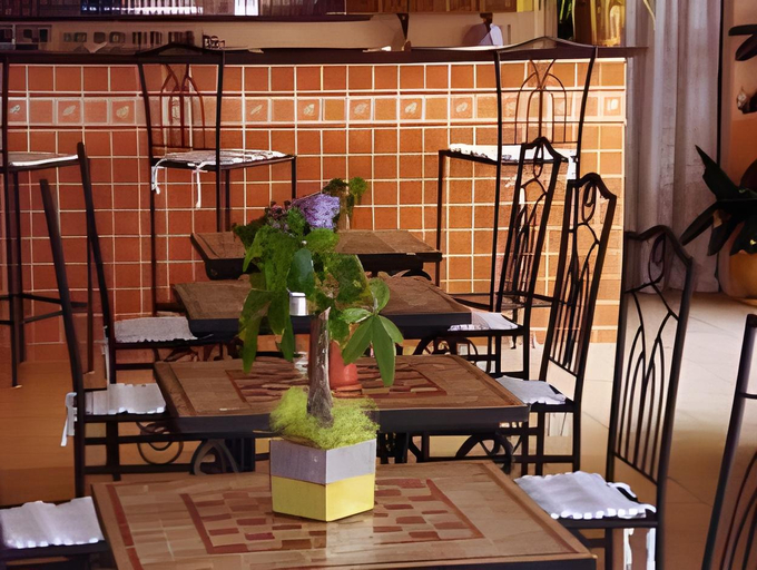Food & Drinks 4, Logis Hotel De La Clape, Aude