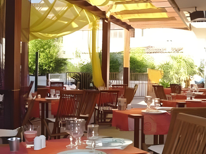 Food & Drinks 5, Logis Hotel De La Clape, Aude