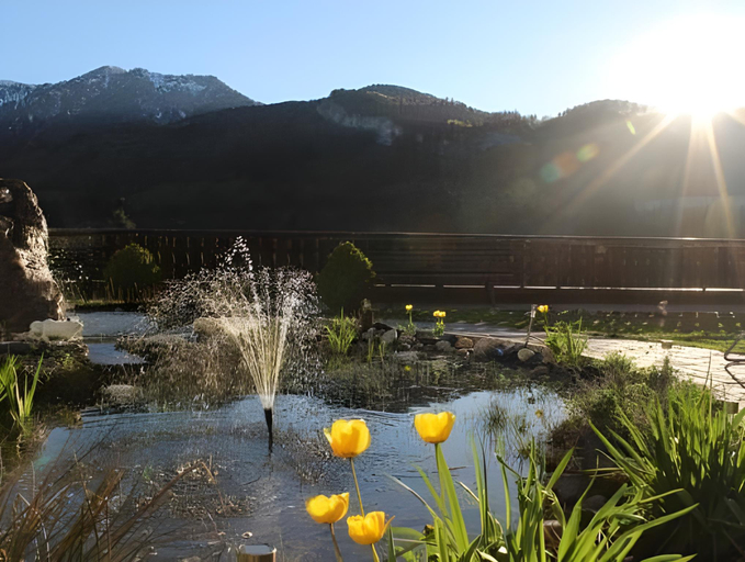 Others 4, Lindwurm, Gmunden