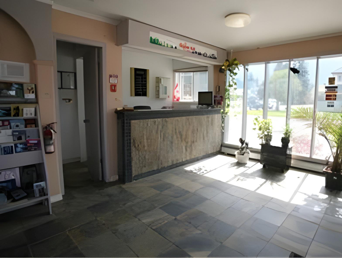 Others 5, Alpine Inn & Suites, Columbia-Shuswap