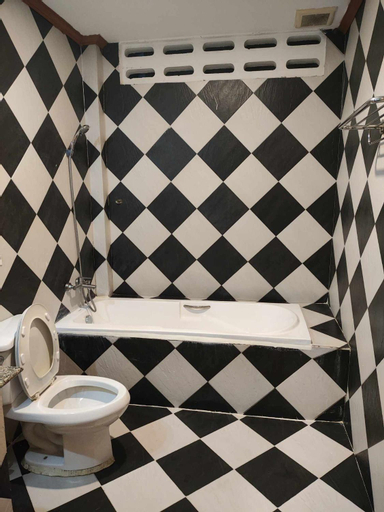 Bathroom 17