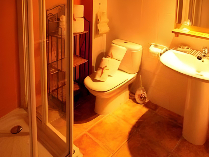 Bathroom 3, HOTEL Rural LA ALDEA ENCANTADA, Burgos
