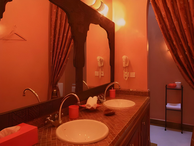Bathroom 4, La Claire Fontaine, Marrakech