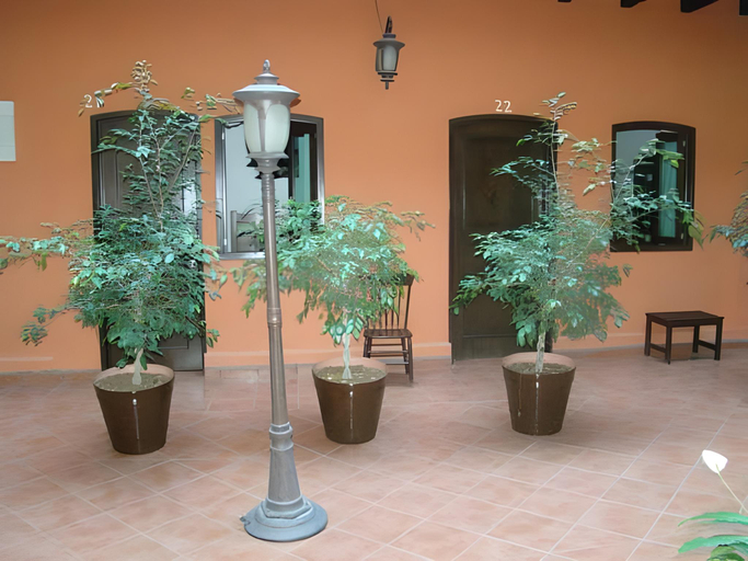 Others 5, Hotel Colonial, Morelia