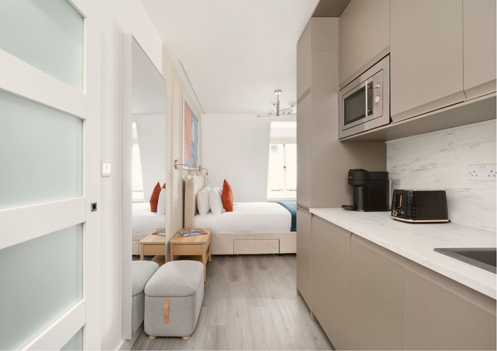Others 5, YTD Residential, London