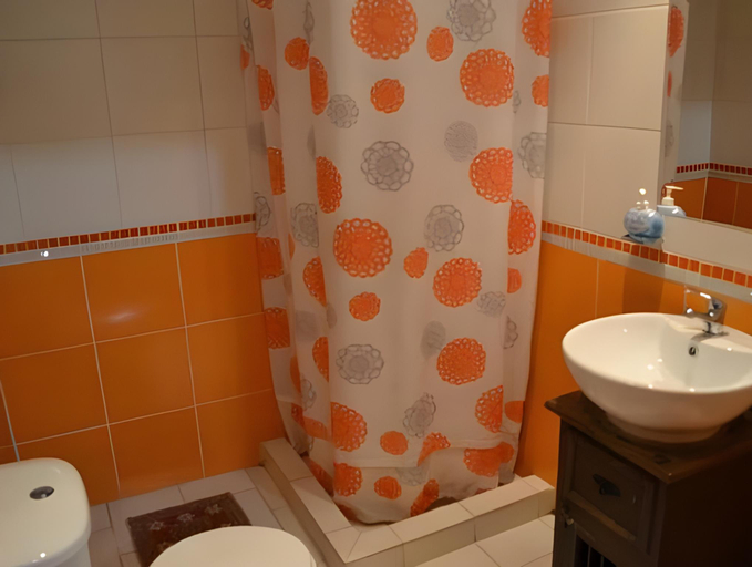 Bathroom 4, Landay Hostel, Santiago