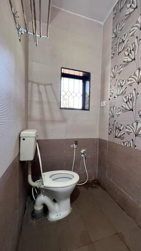 Bathroom, Mybhumi Resort, Pune