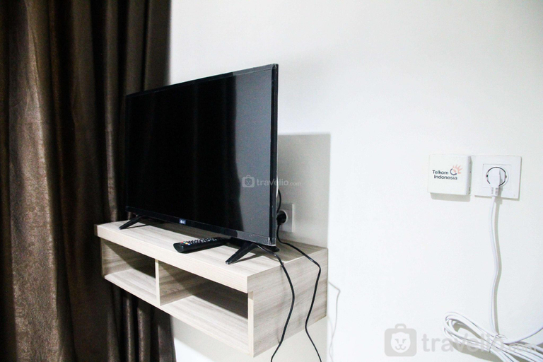 Others 5, Comfy Studio Room Bintaro Icon Apt By Travelio, Tangerang Selatan