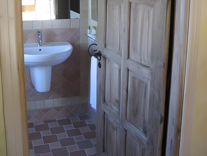 Bathroom 4, Tenute Murales, Olbia-Tempio